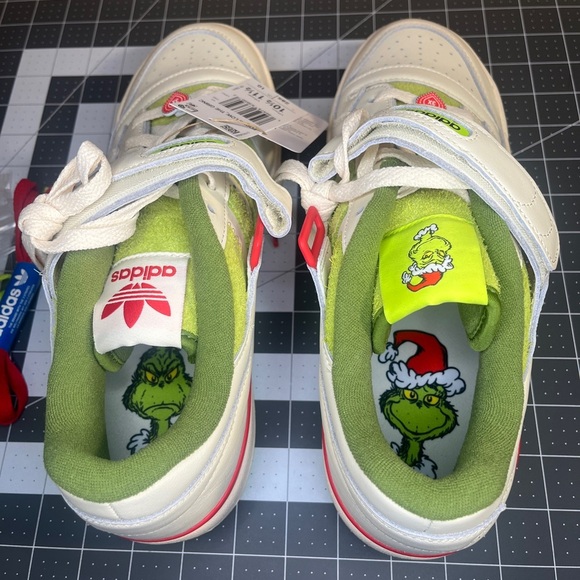 Adidas forum THE GRINCH - Picture 14 of 14